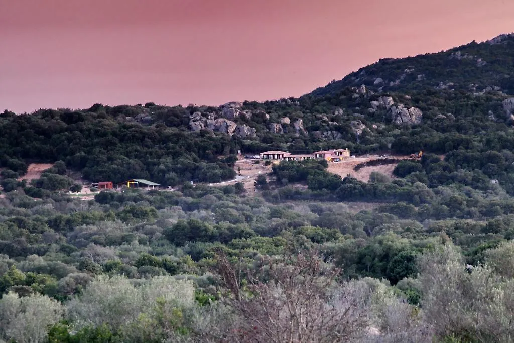 Green Park Country Lodge Όλμπια